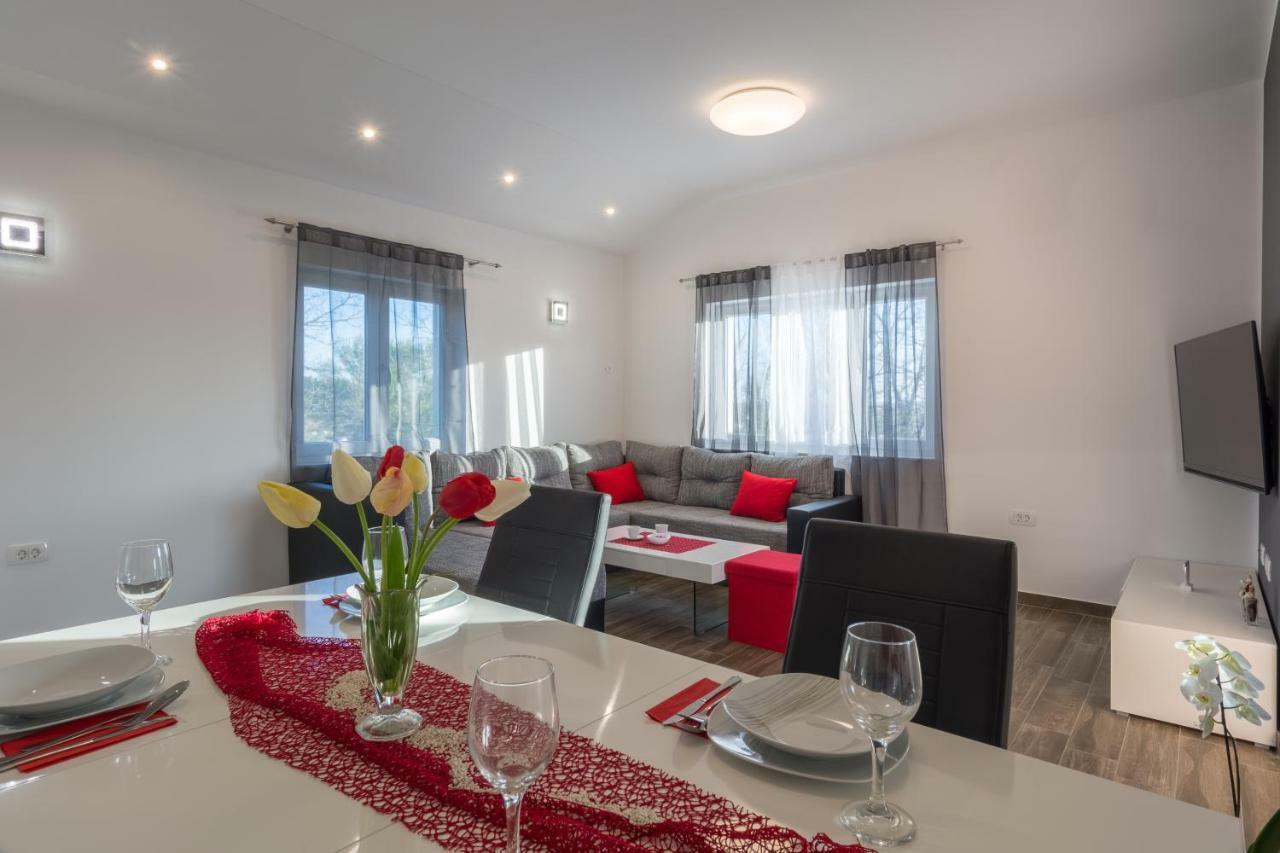Berto Apartment