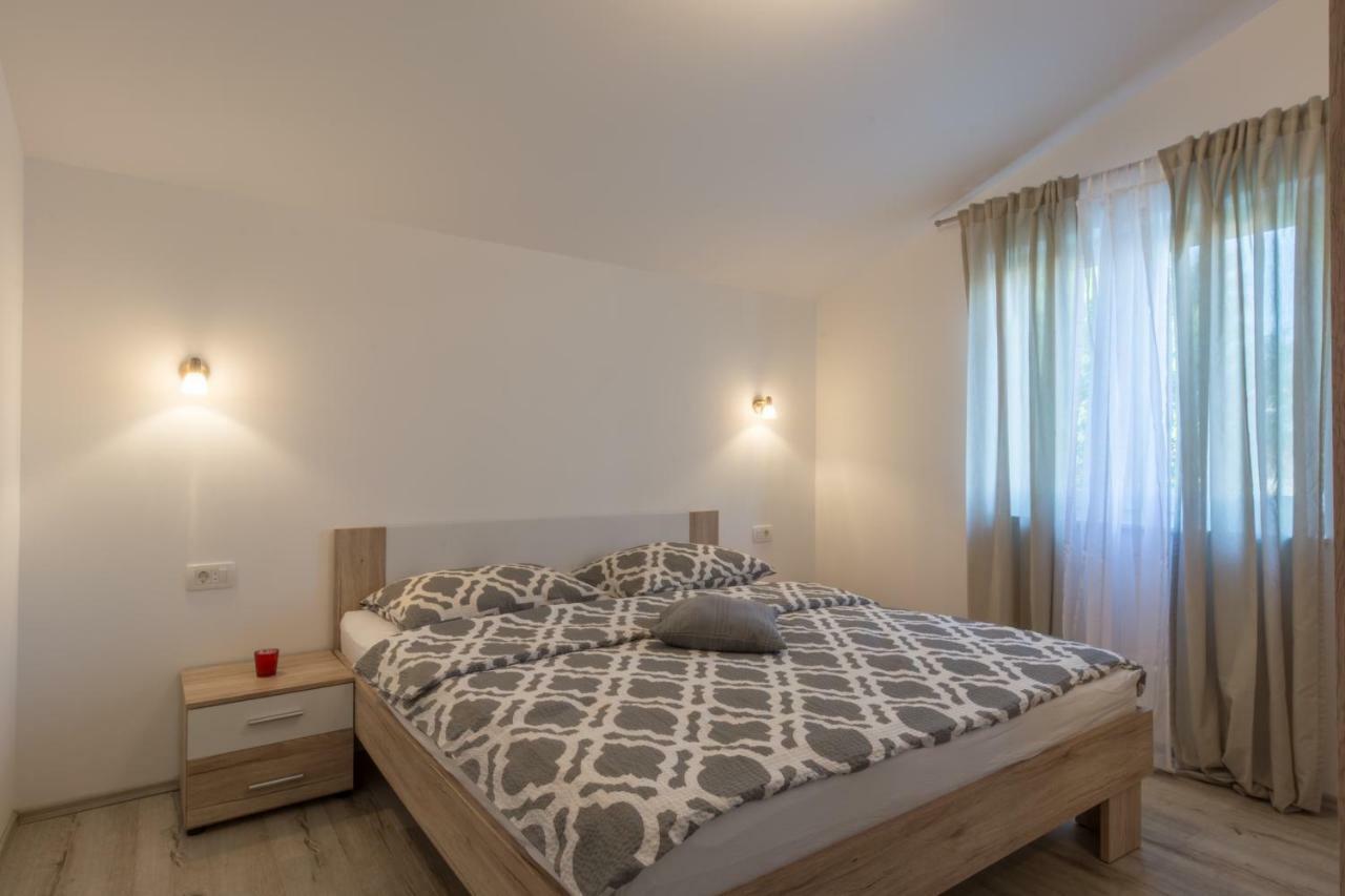 Apartment Berto